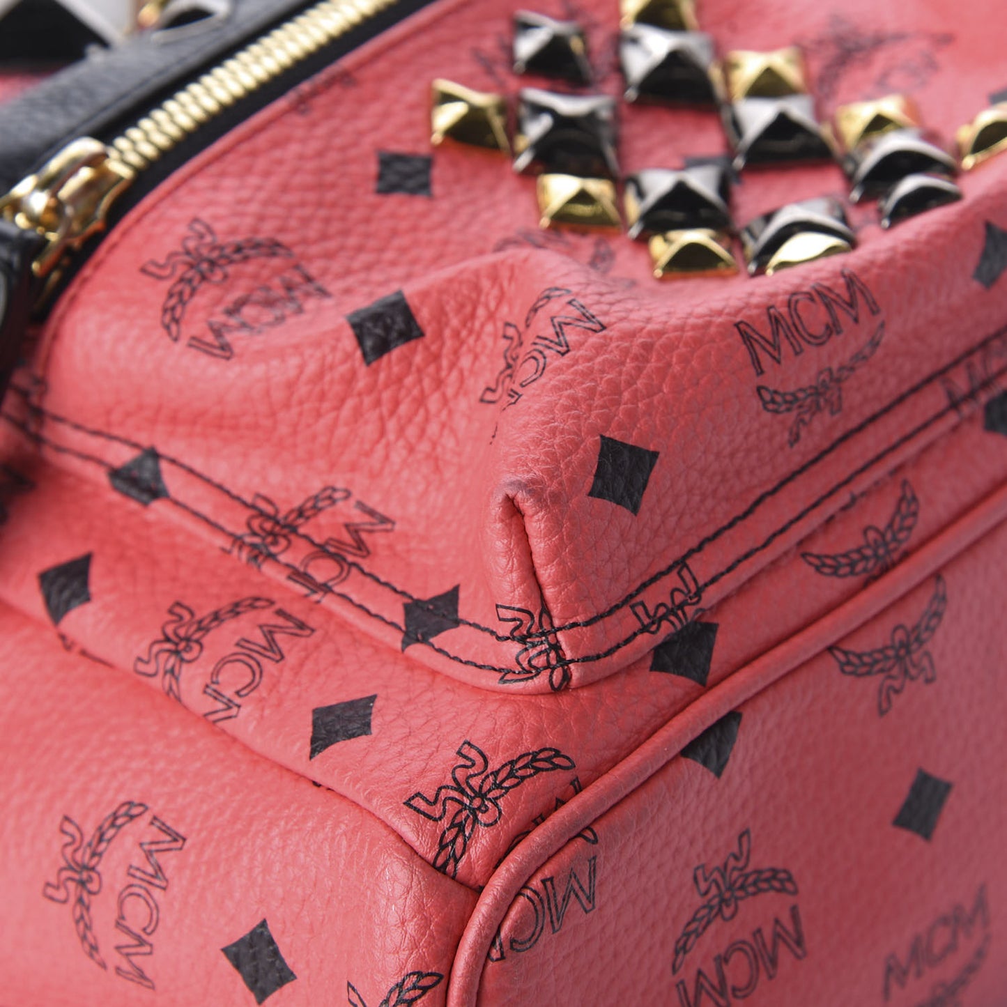 Visetos Studded Colorblock Small Stark Brock Backpack Coral Black