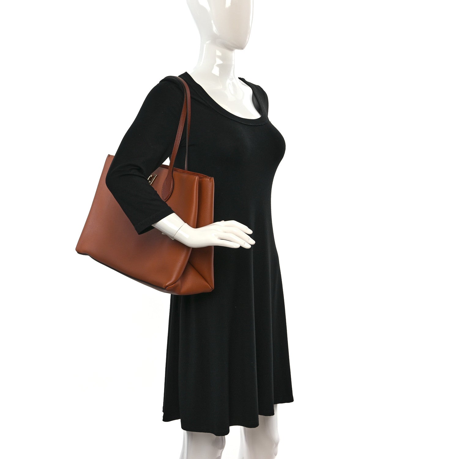 Louis Vuitton Grained Calfskin Lockme Shopper Chataigne 3 of 9