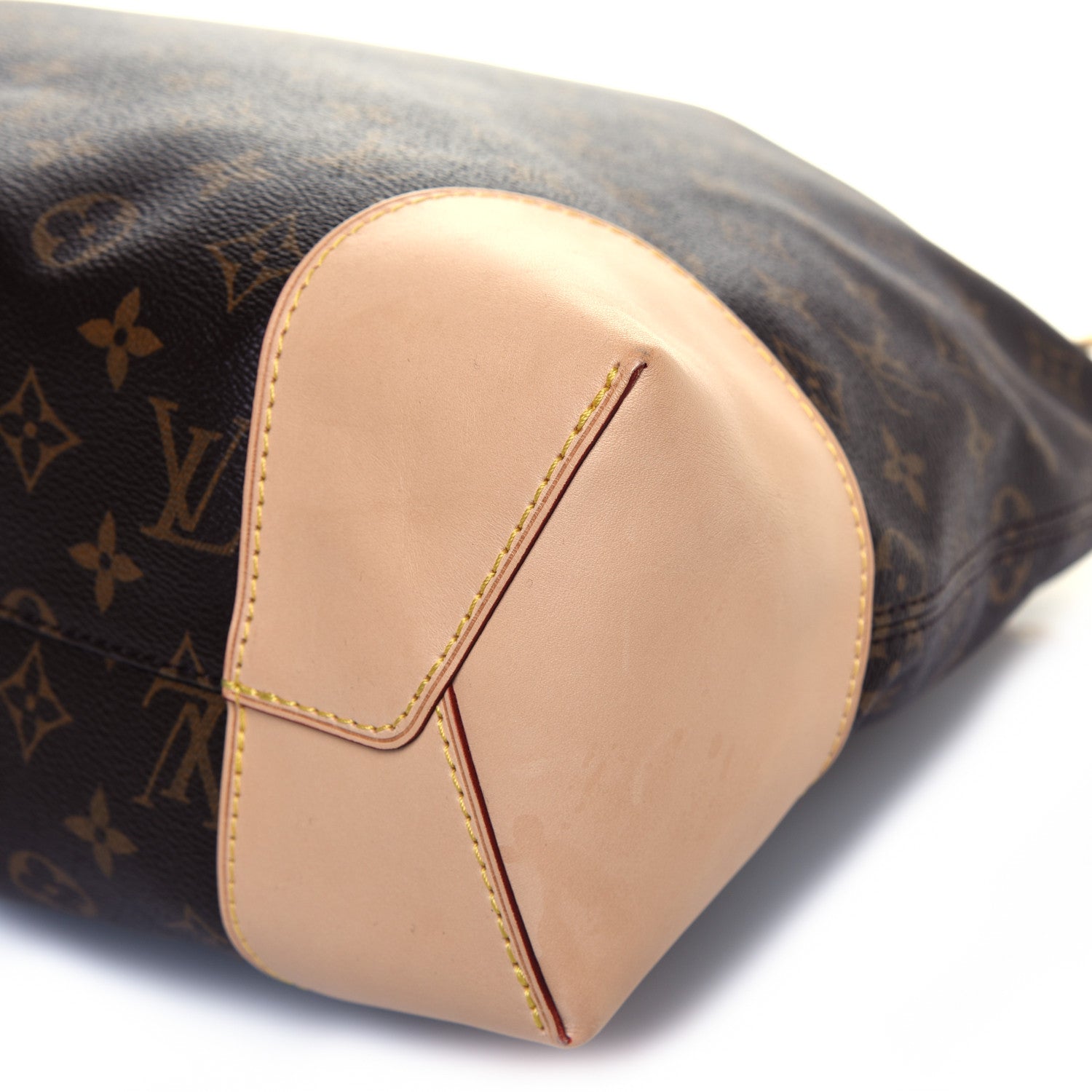Louis Vuitton Monogram Berri MM 21 of 21