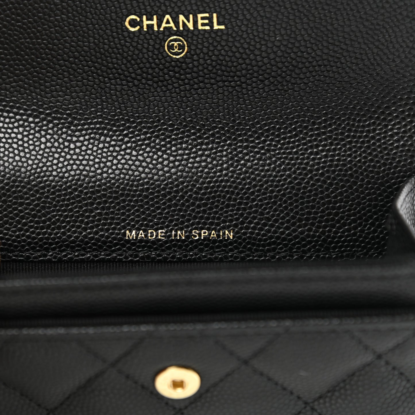 Caviar Quilted Enamel Coco Casino Flap Card Holder Wallet Black