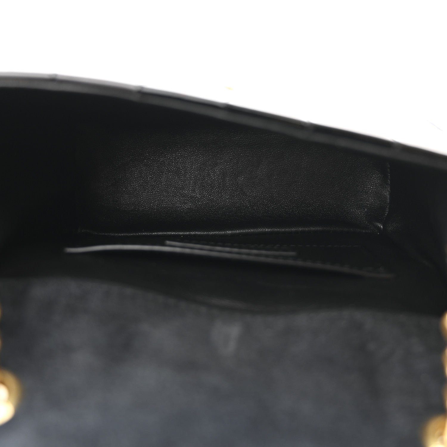 Saint Laurent Patent Calfskin Matelasse Monogram Small Vicky Chain Bag Black 4 of 9