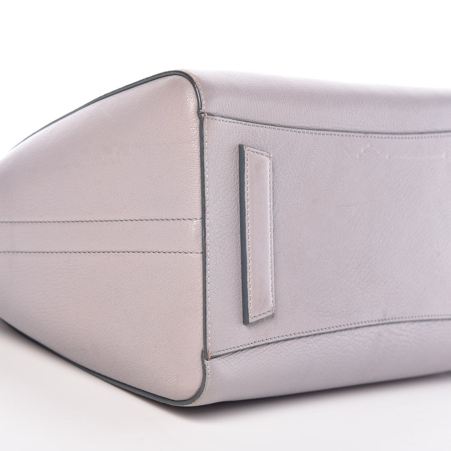 Sugar Goatskin Medium Antigona Pearl Grey