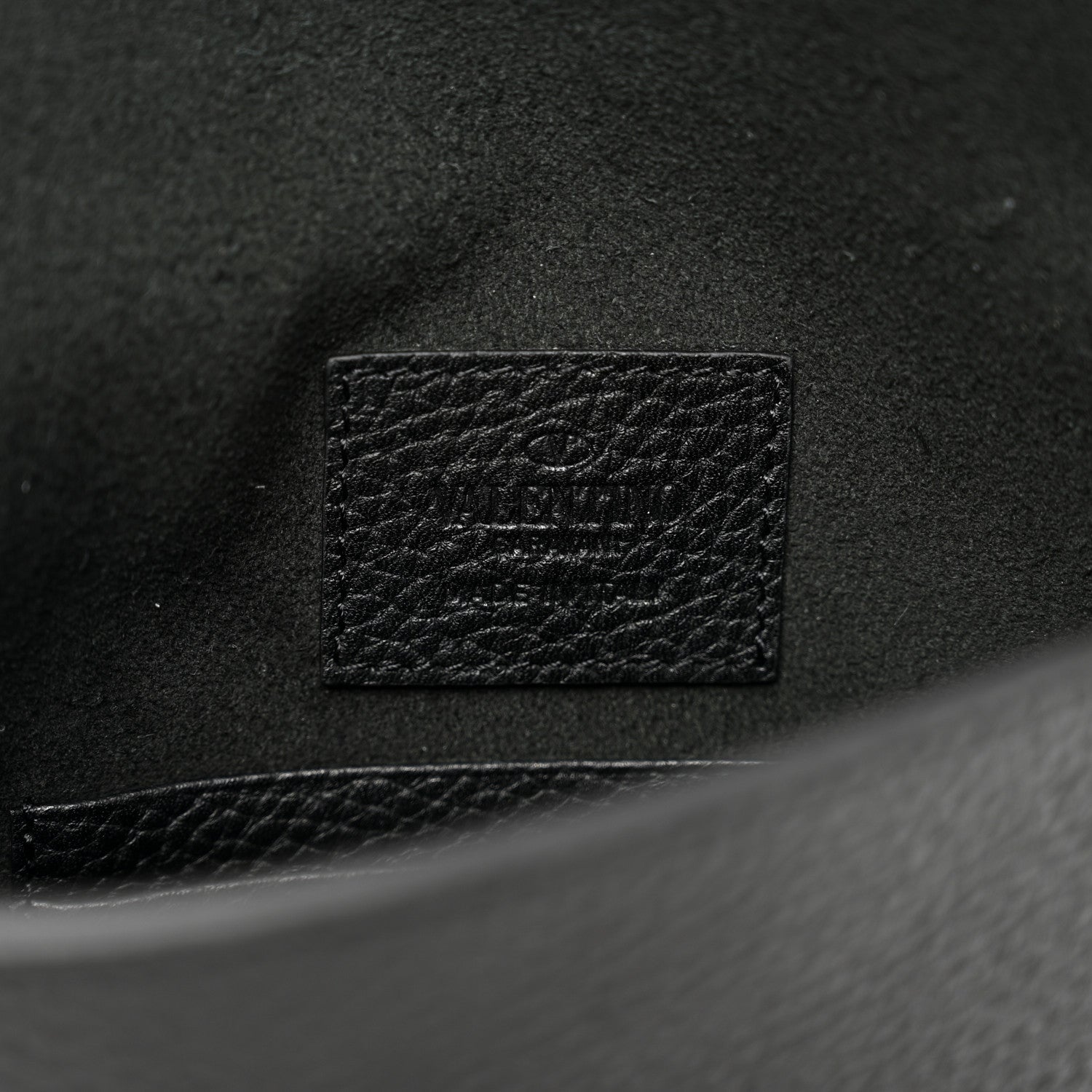 Valentino Garavani Pebbled Calfskin Medium Rockstud Envelope Flat Wristlet Pouch Black 6 of 8