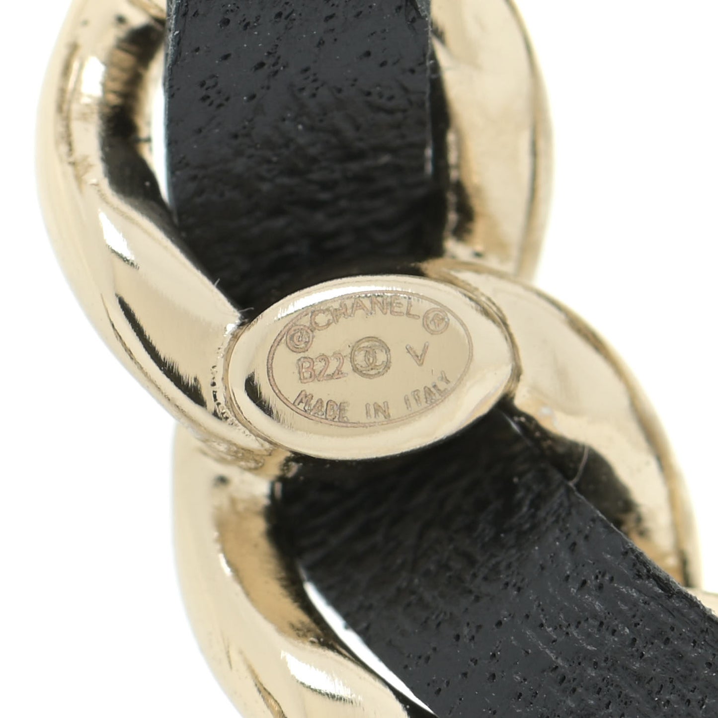 Lambskin Chain CC Brooch Black Gold