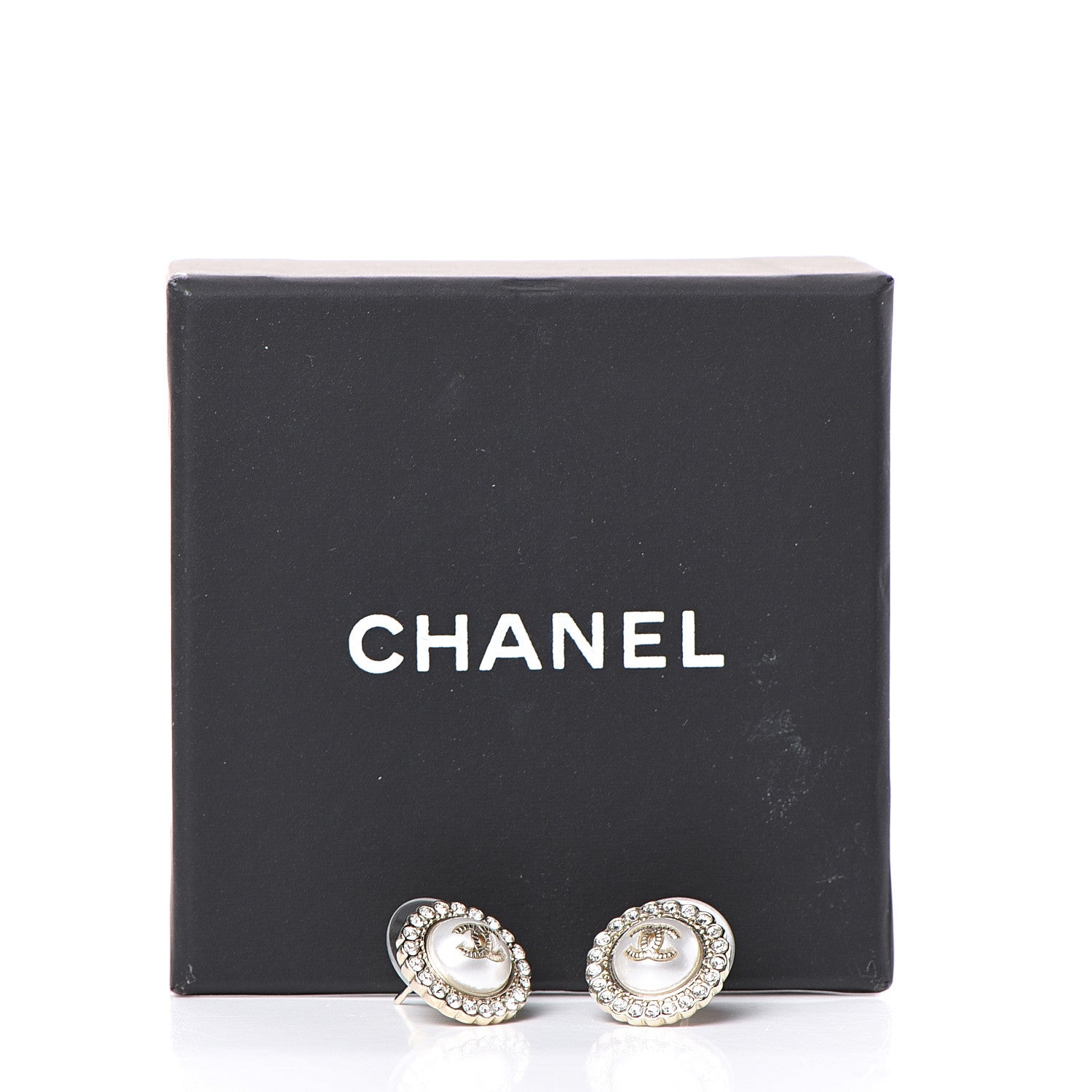 Chanel Pearl Crystal CC Earrings Gold 5 of 5