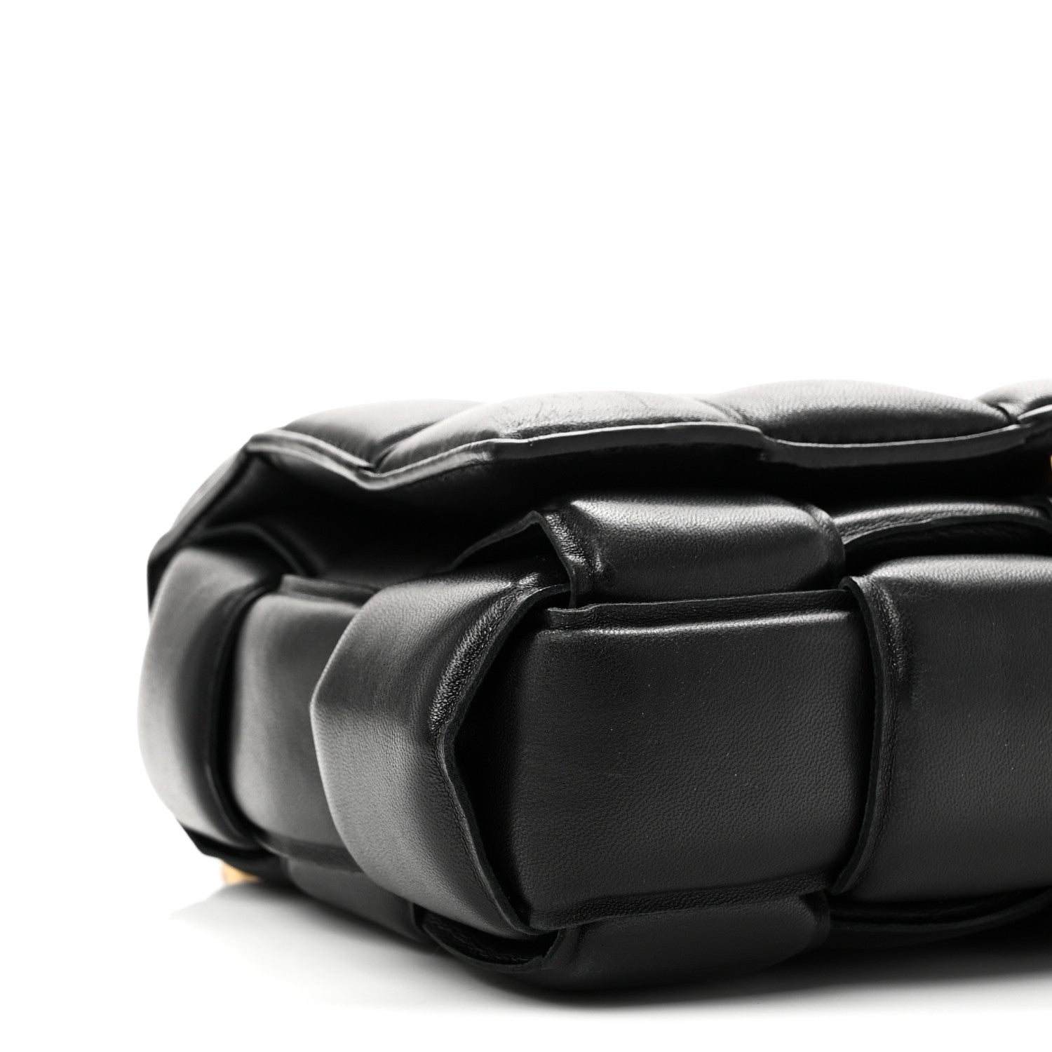 バッグ BOTTEGA VENETA Bottega Veneta Lambskin Maxi Intreccio Padded Chain Cassette