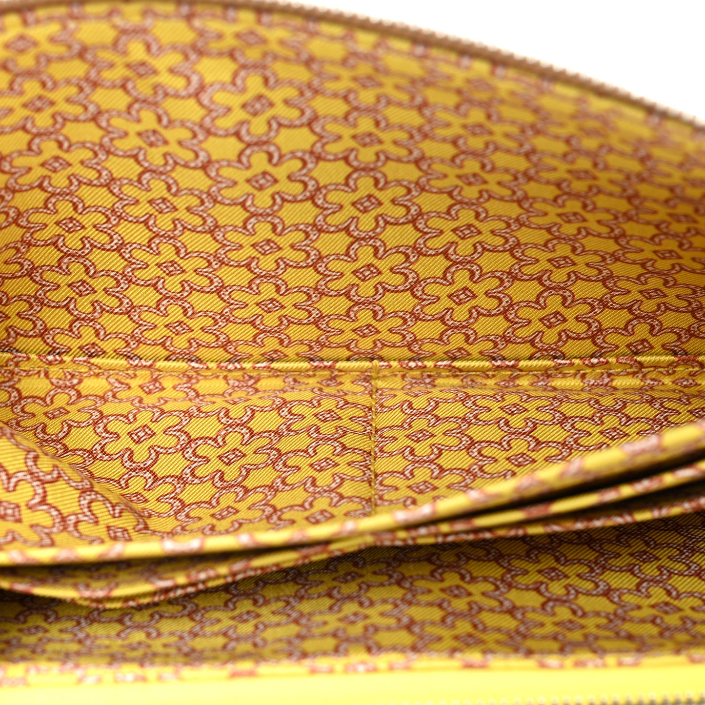 Epsom Silk'In Wallet Chai