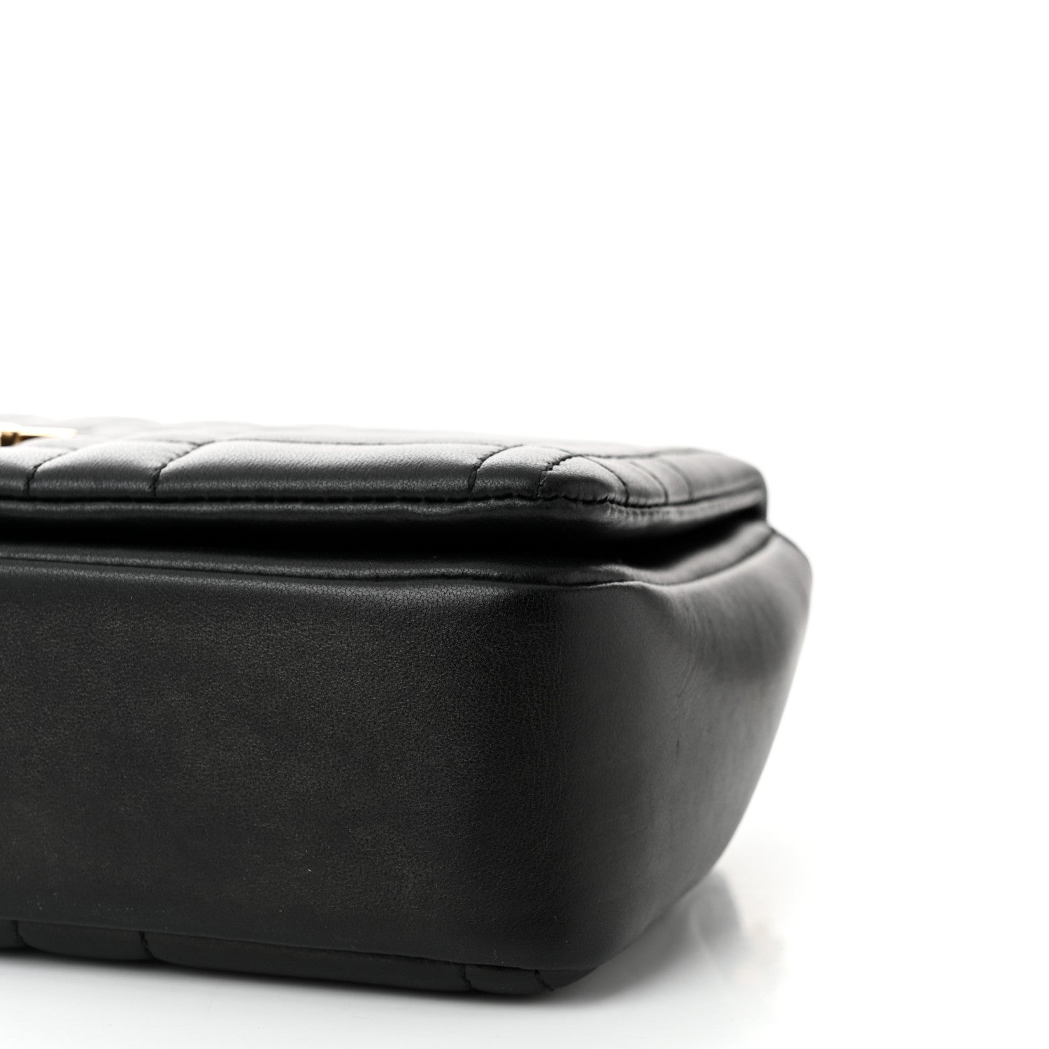 Burberry Lambskin Quilted Small Lola Bag Black 10 of 10