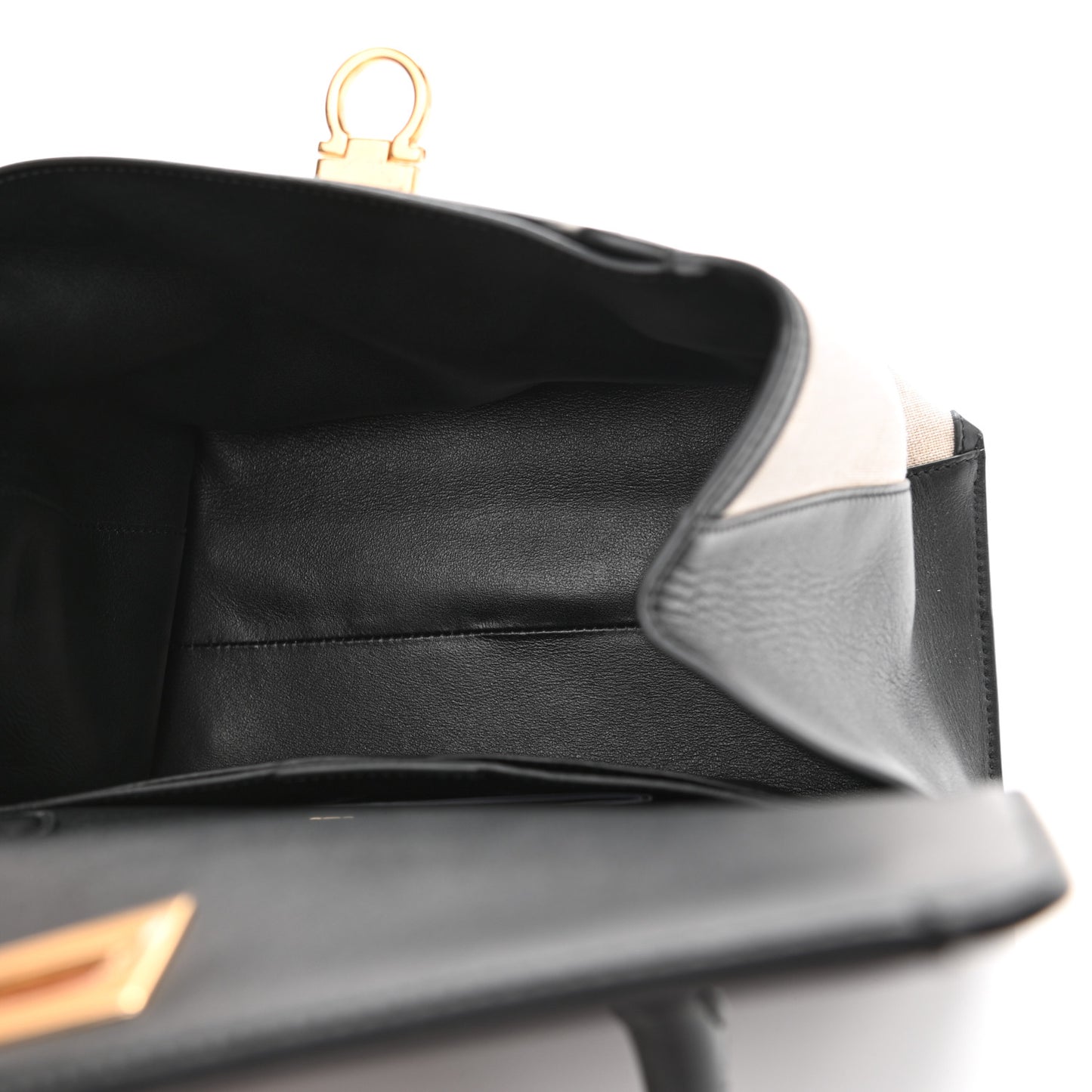 Calfskin Trifolio Kuban Beige Black