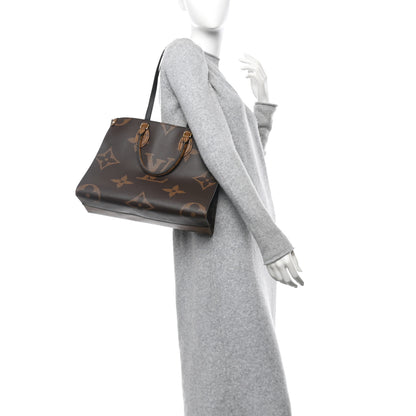 Louis Vuitton Reverse Monogram Giant Onthego MM 2 of 12