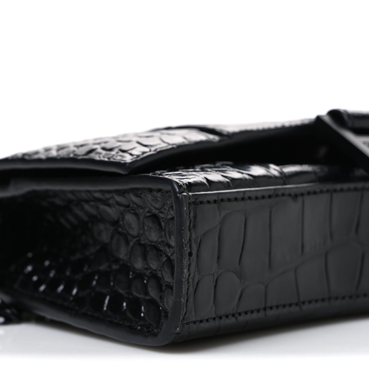 Shiny Calfskin Monochrome Crocodile Embossed Hourglass Chain Bag Black
