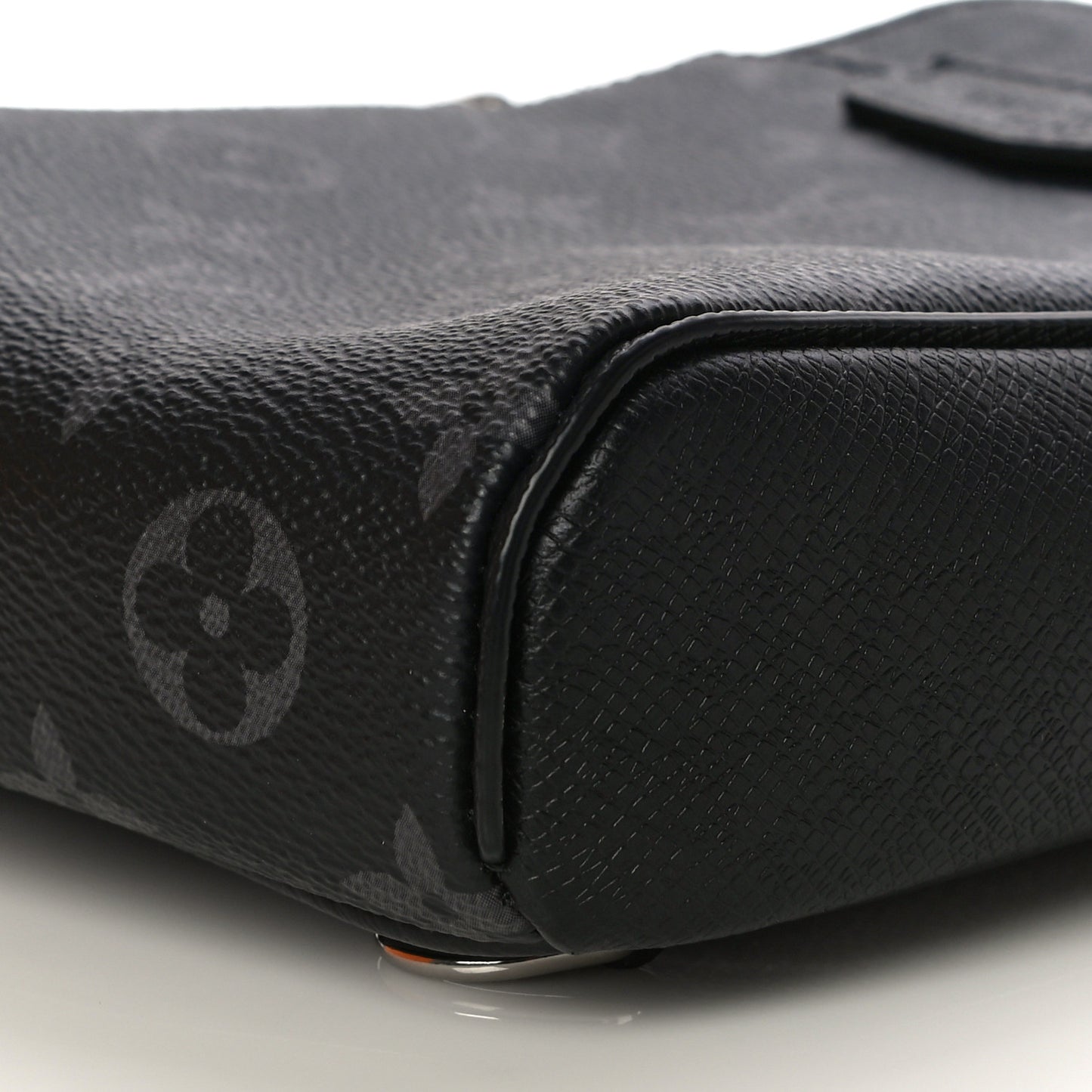 Taigarama Outdoor Slingbag Black