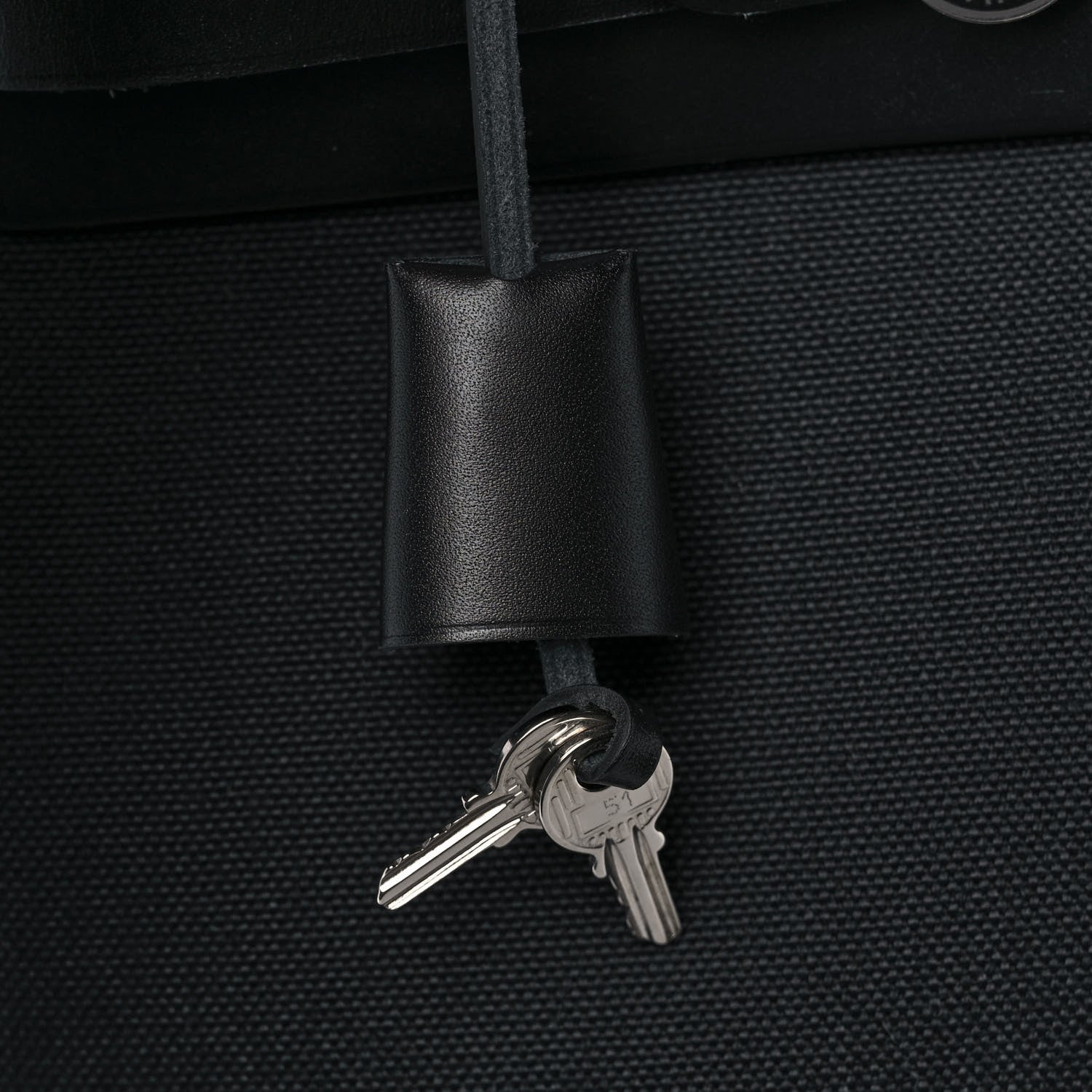 Hermes Military Toile Vache Hunter Herbag a Dos Zip Retourne Backpack Black 13 of 19