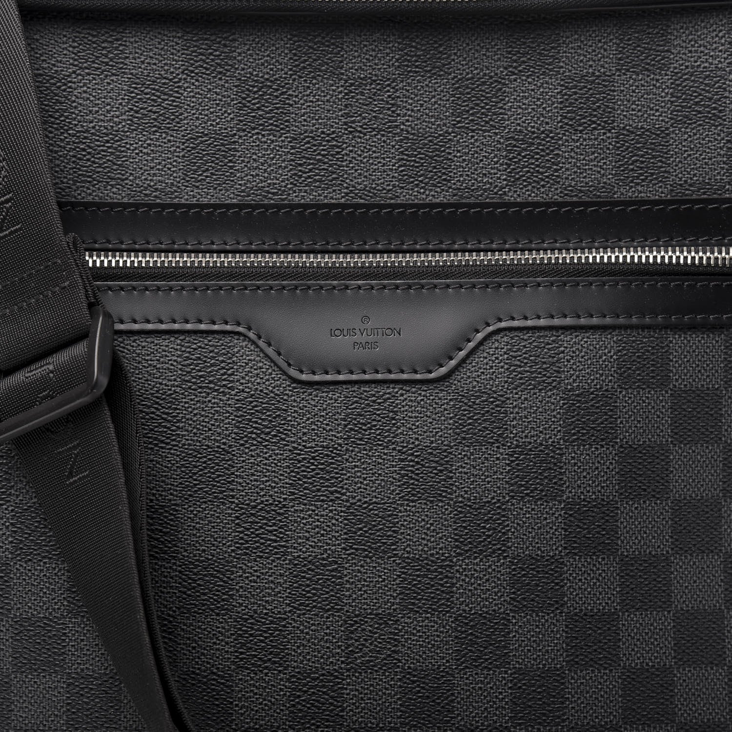 Louis Vuitton Damier Graphite Steeve 8 of 8