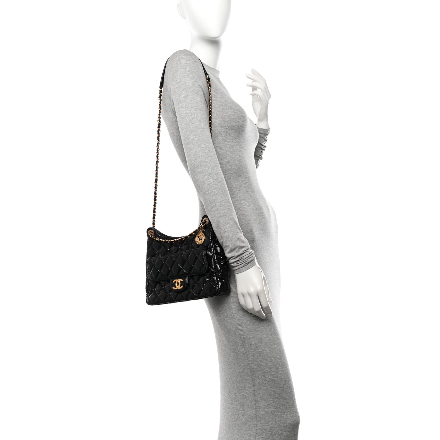 Shiny Crumpled Calfskin Quilted Wavy CC Hobo Black