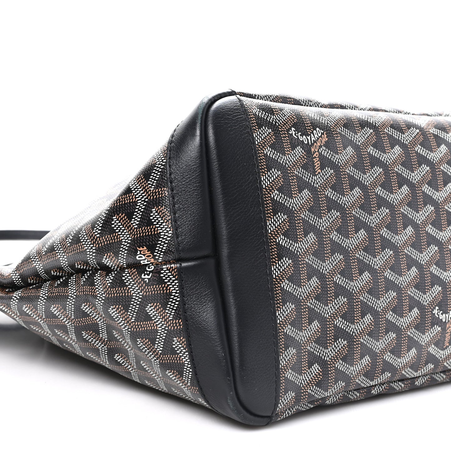 Goyardine Artois GM Black