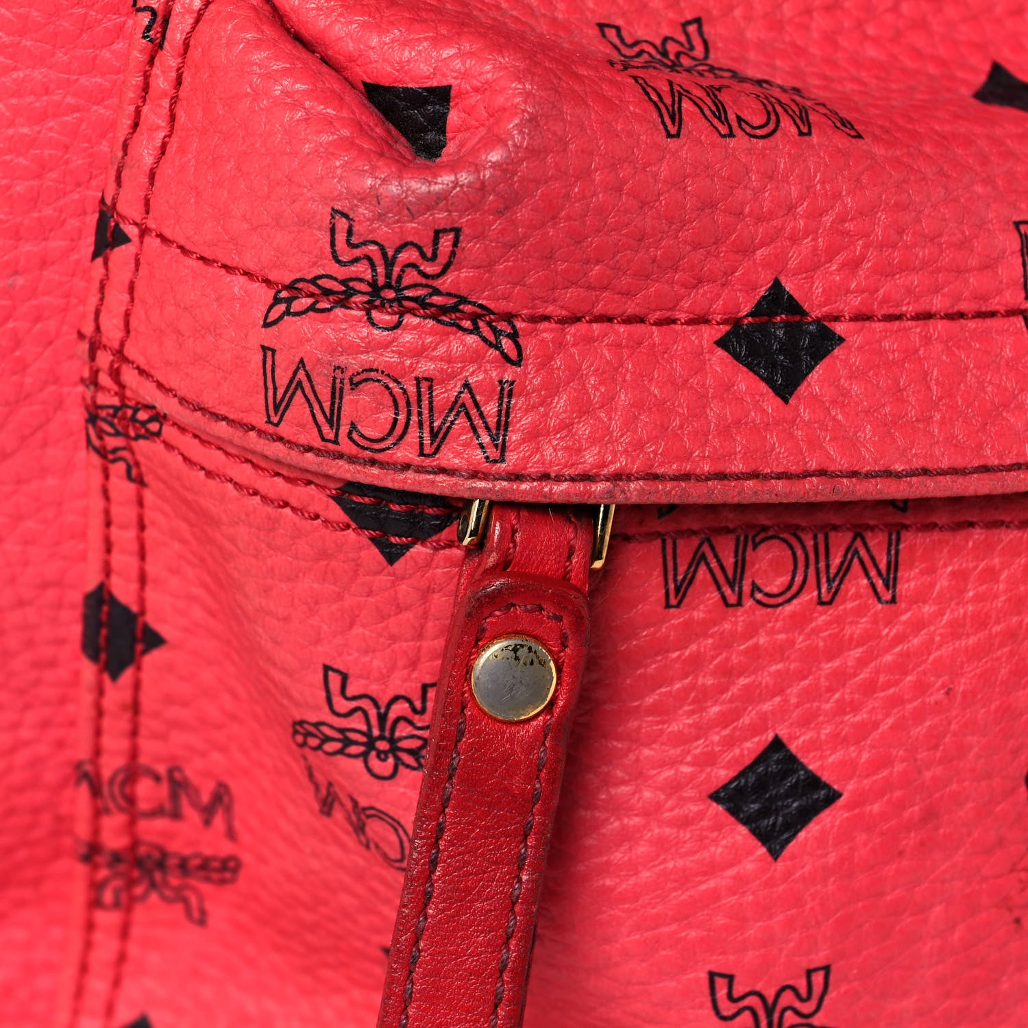 MCM Visetos Medium Sprinkle Stud Stark Backpack Red 18 of 23
