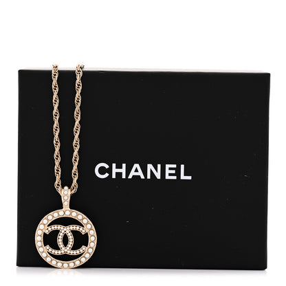 Chanel Pearl CC Round Pendant Necklace Gold 6 of 6