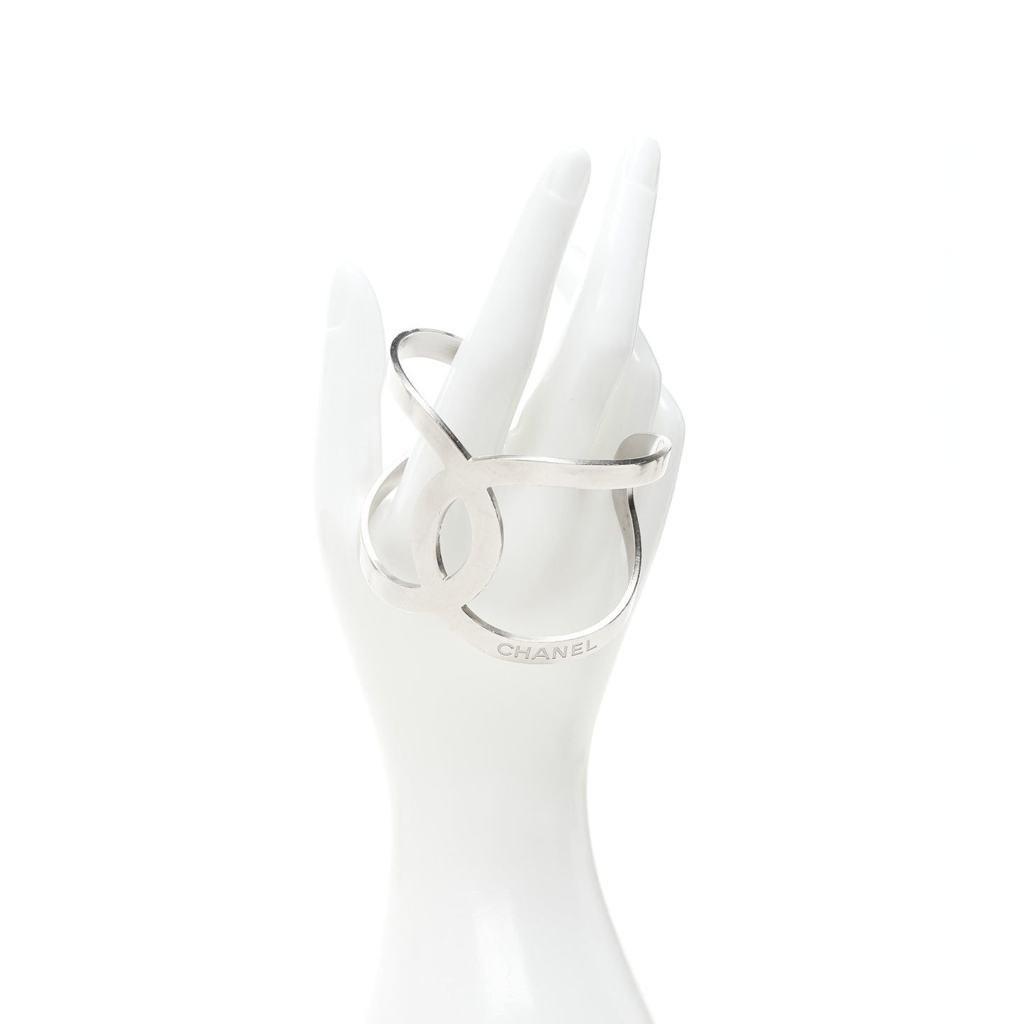 Metal CC Cuff Silver
