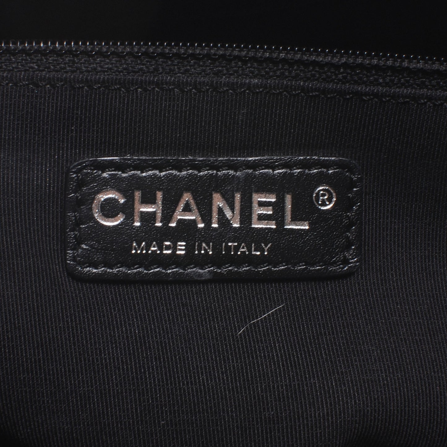 Caviar Grand Shopping Tote GST Black