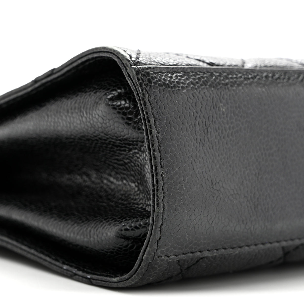 Crumpled Grained Calfskin Medium CC Crave Flap Black