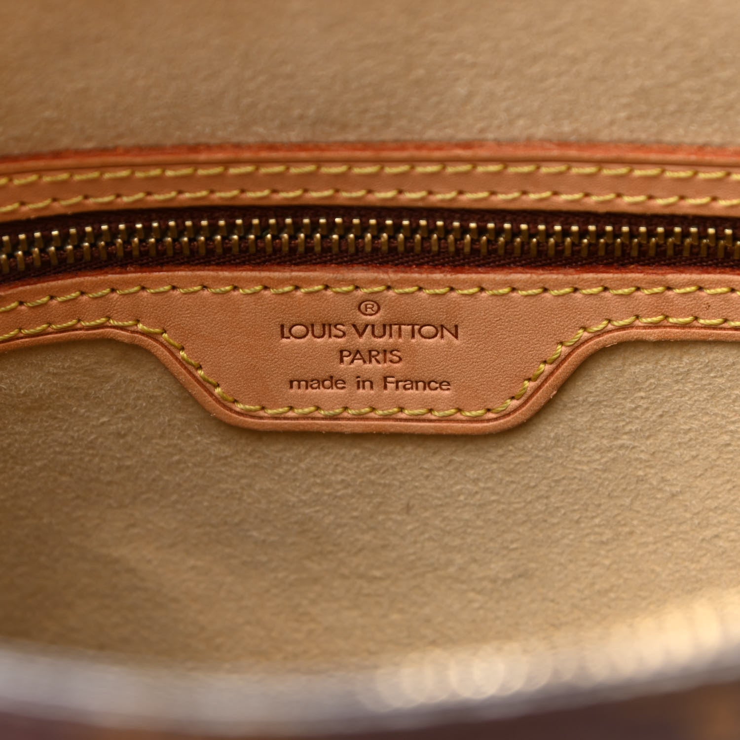 Louis Vuitton Monogram Looping GM 9 of 11