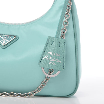 Prada Nylon Saffiano Re-Edition 2005 Shoulder Bag Giada 11 of 12