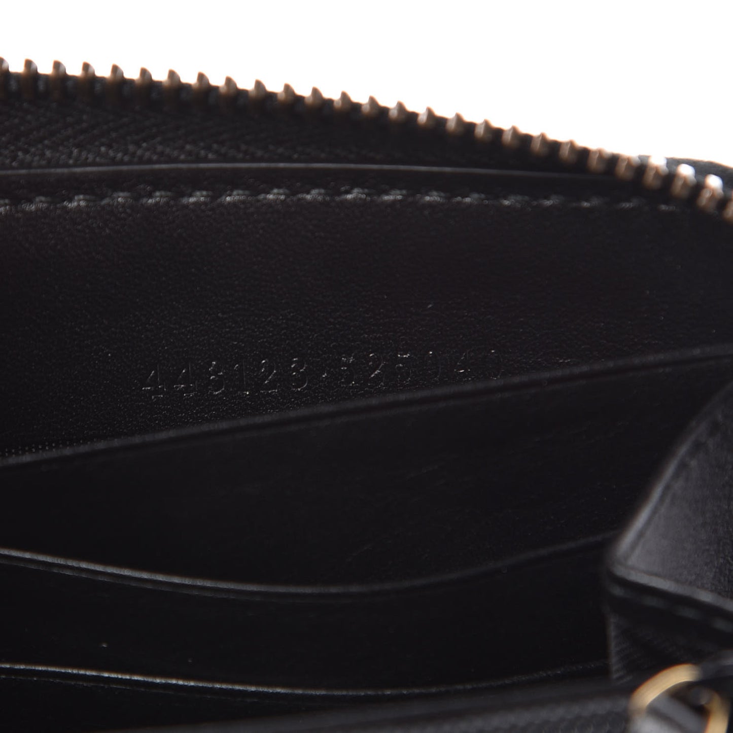 Calfskin Matelasse GG Marmont Zip Around Wallet Black