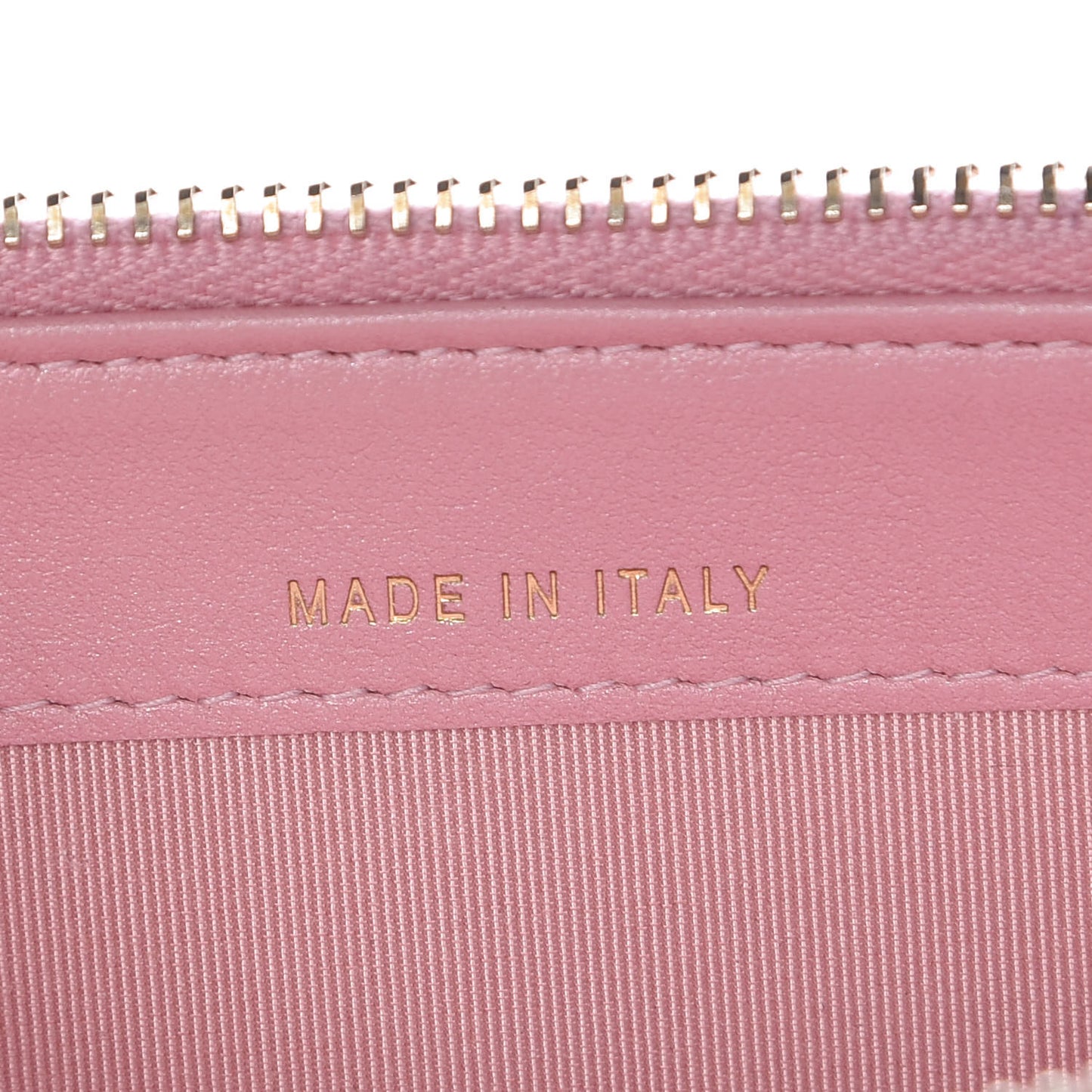 Iridescent Caviar Quilted Clutch With Chain Rose