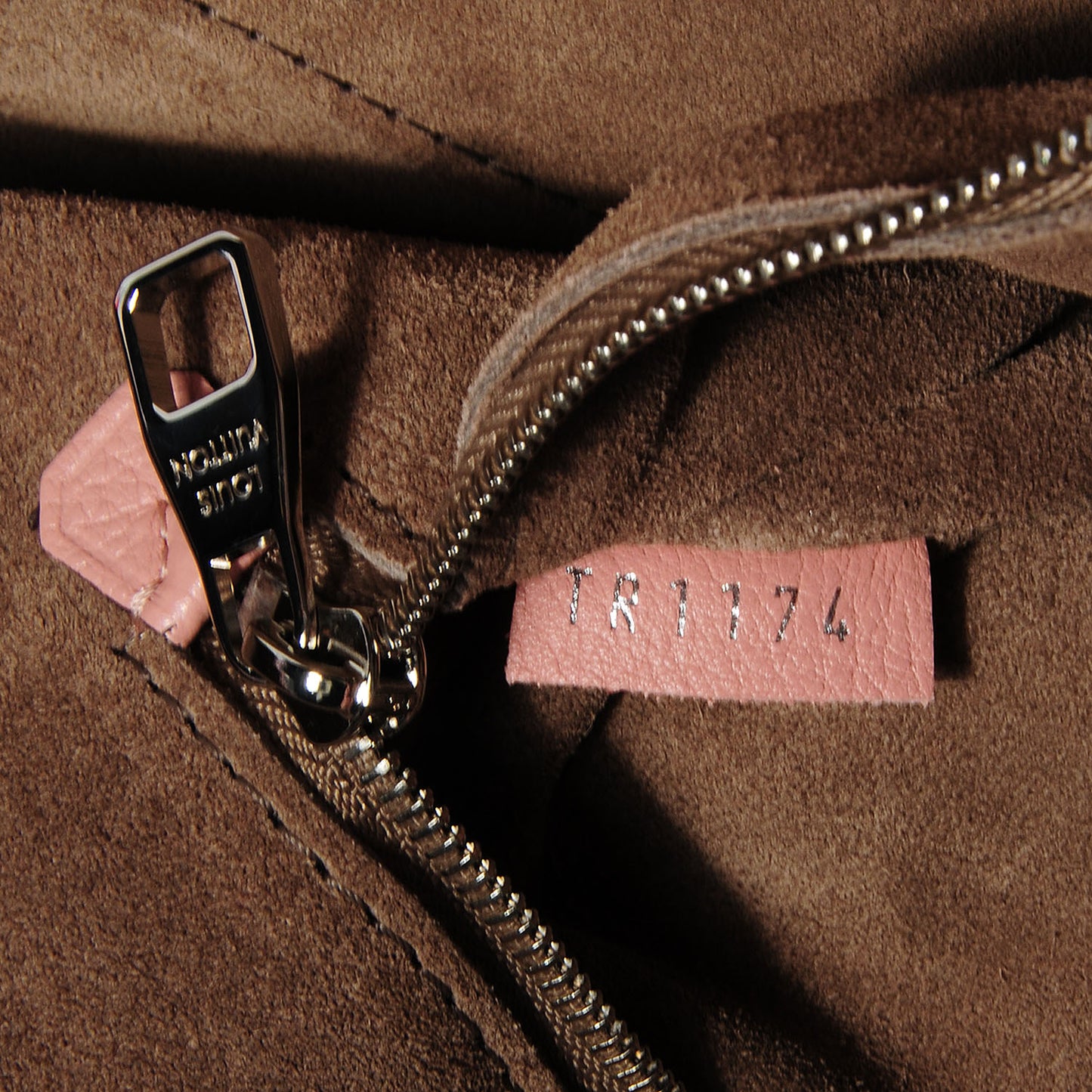 Veau Cachemire Soft Lockit MM Magnolia