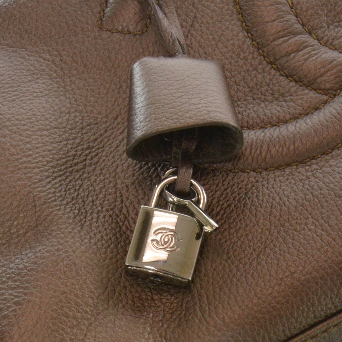 Luxe Ligne Large Bowler Bronze