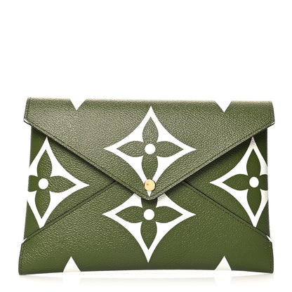 Louis Vuitton Monogram Giant Kirigami Pochette Set 3 of 14