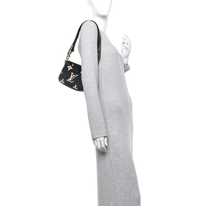 Louis Vuitton Empreinte Monogram Giant Multi Pochette Accessories Black Beige 2 of 11