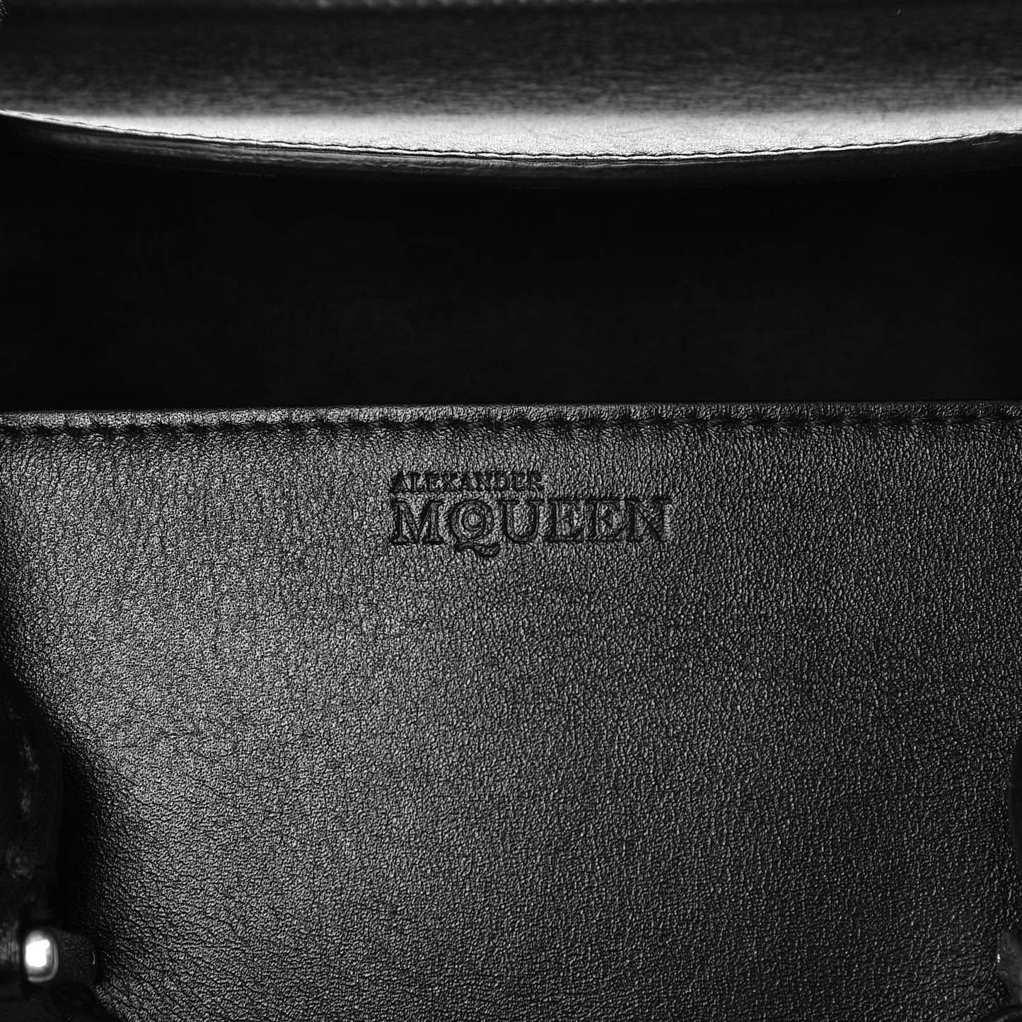 Calfskin Small Heroine Black