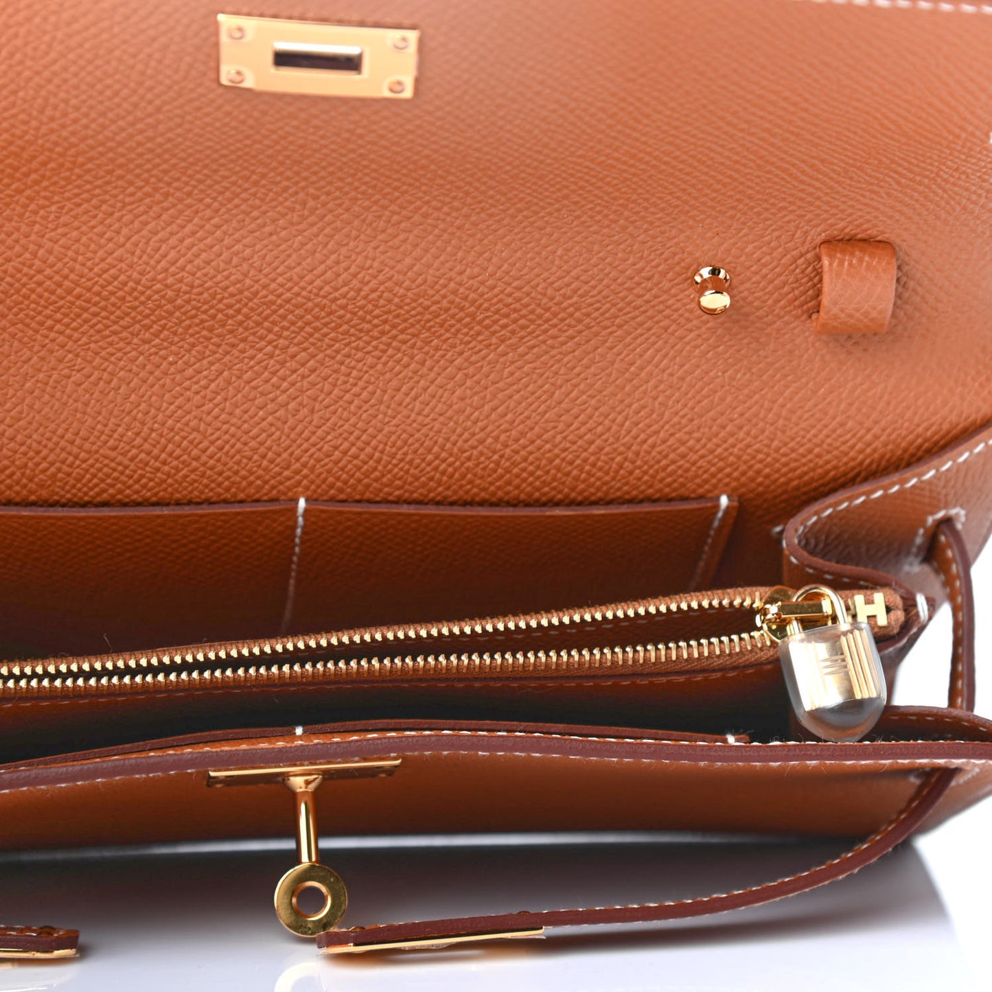 Epsom Kelly Wallet To Go Gold