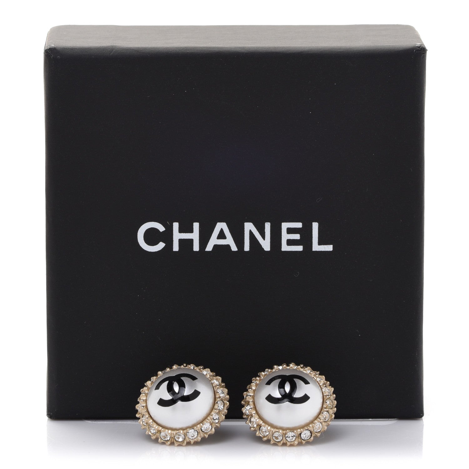 Chanel Crystal Pearl CC Round Earrings Gold Pearly White Black 5 of 5