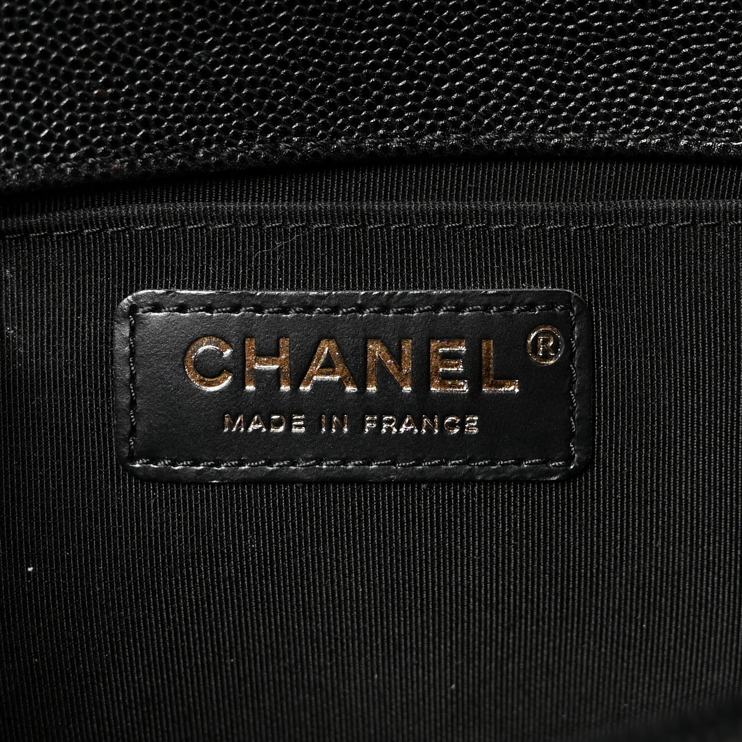 Caviar Quilted Medium Boy Flap Black