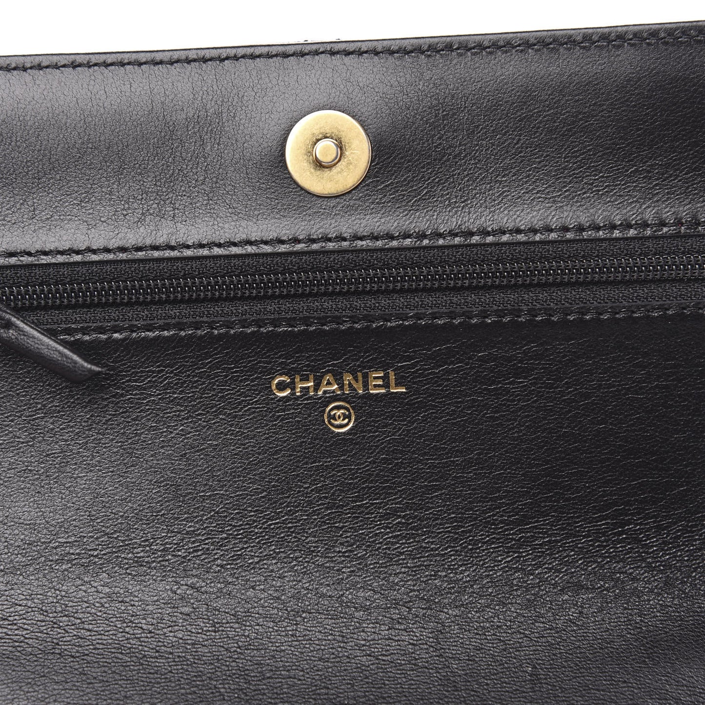 Goatskin Quilted 19 Wallet On Chain WOC Black