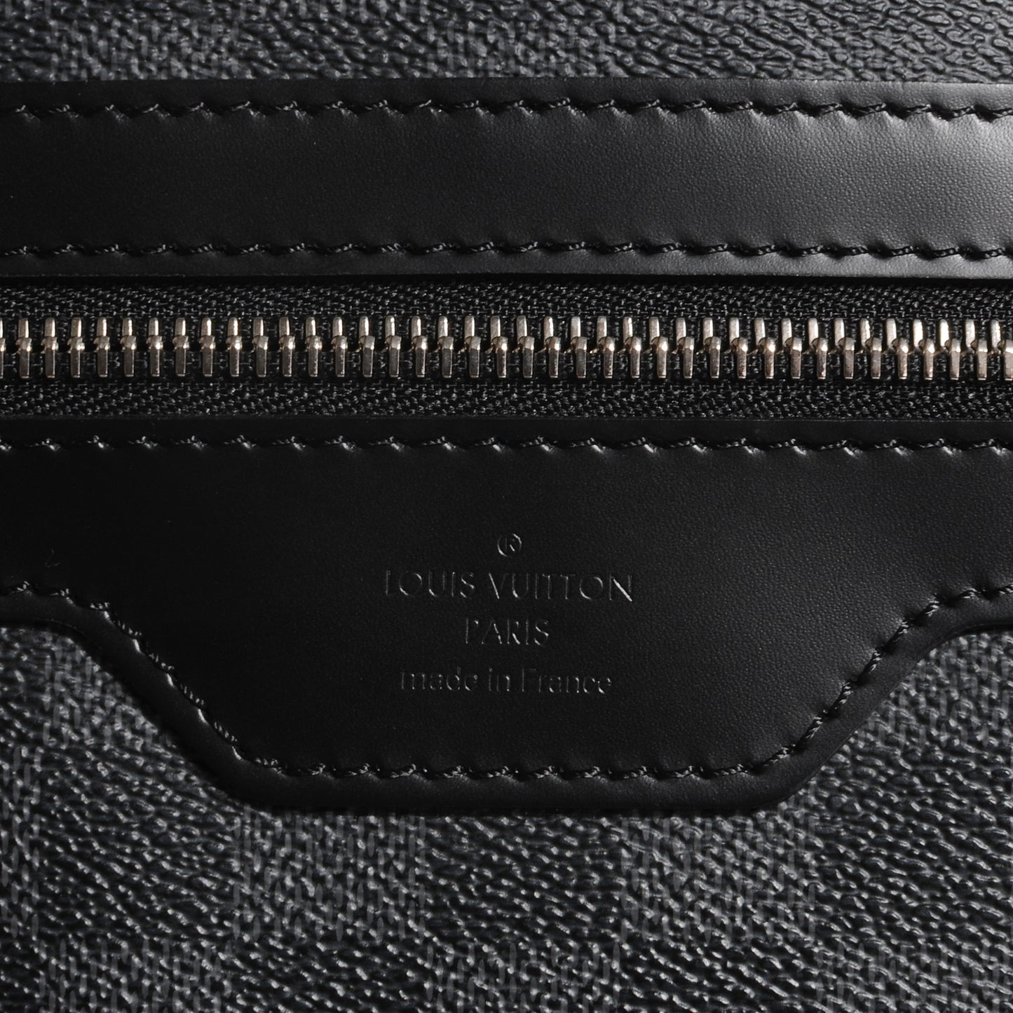 Damier Graphite Daniel GM