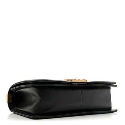 Chanel Caviar Quilted Medium Boy Flap Black 4 of 13