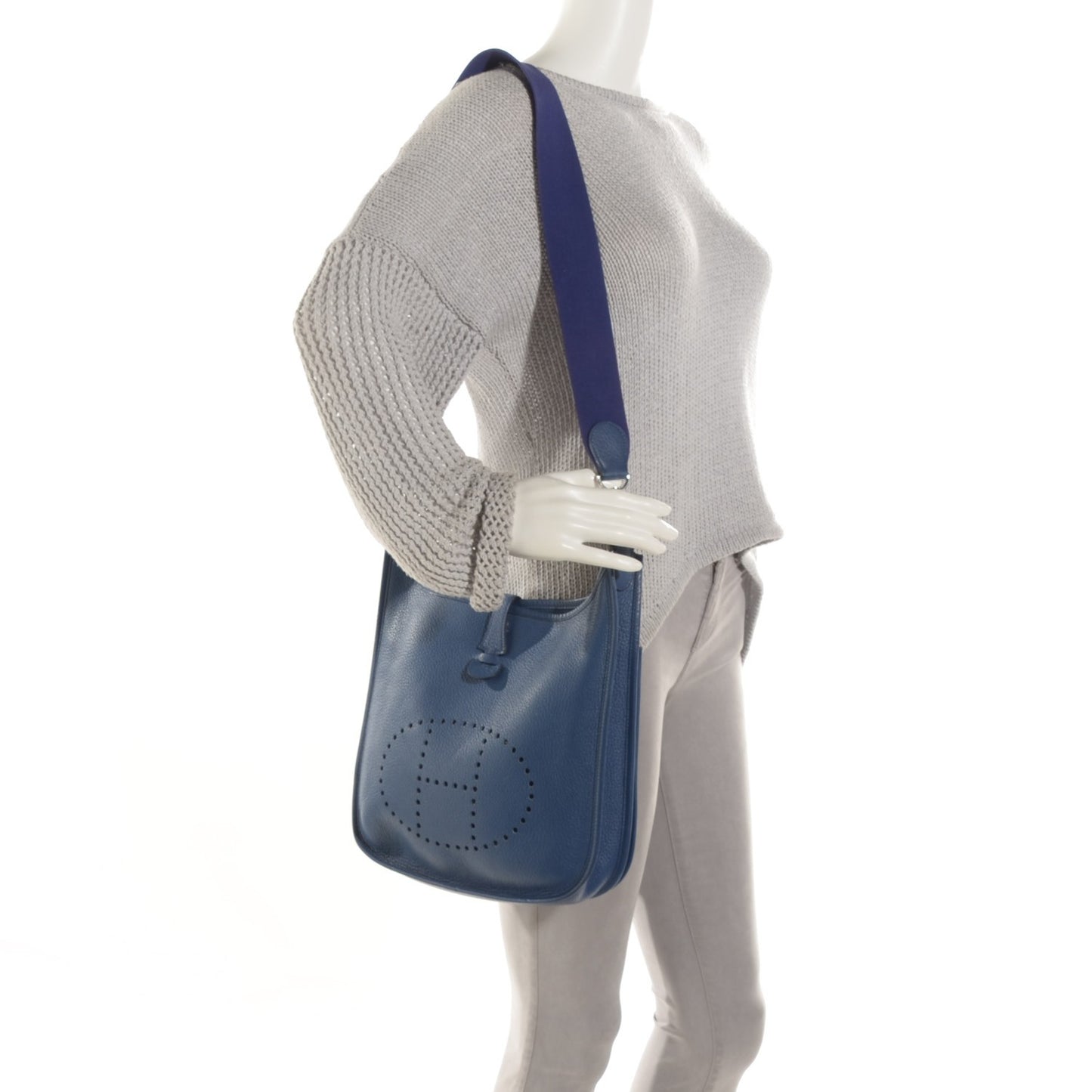 Taurillon Clemence Evelyne II PM Brighton Bleu