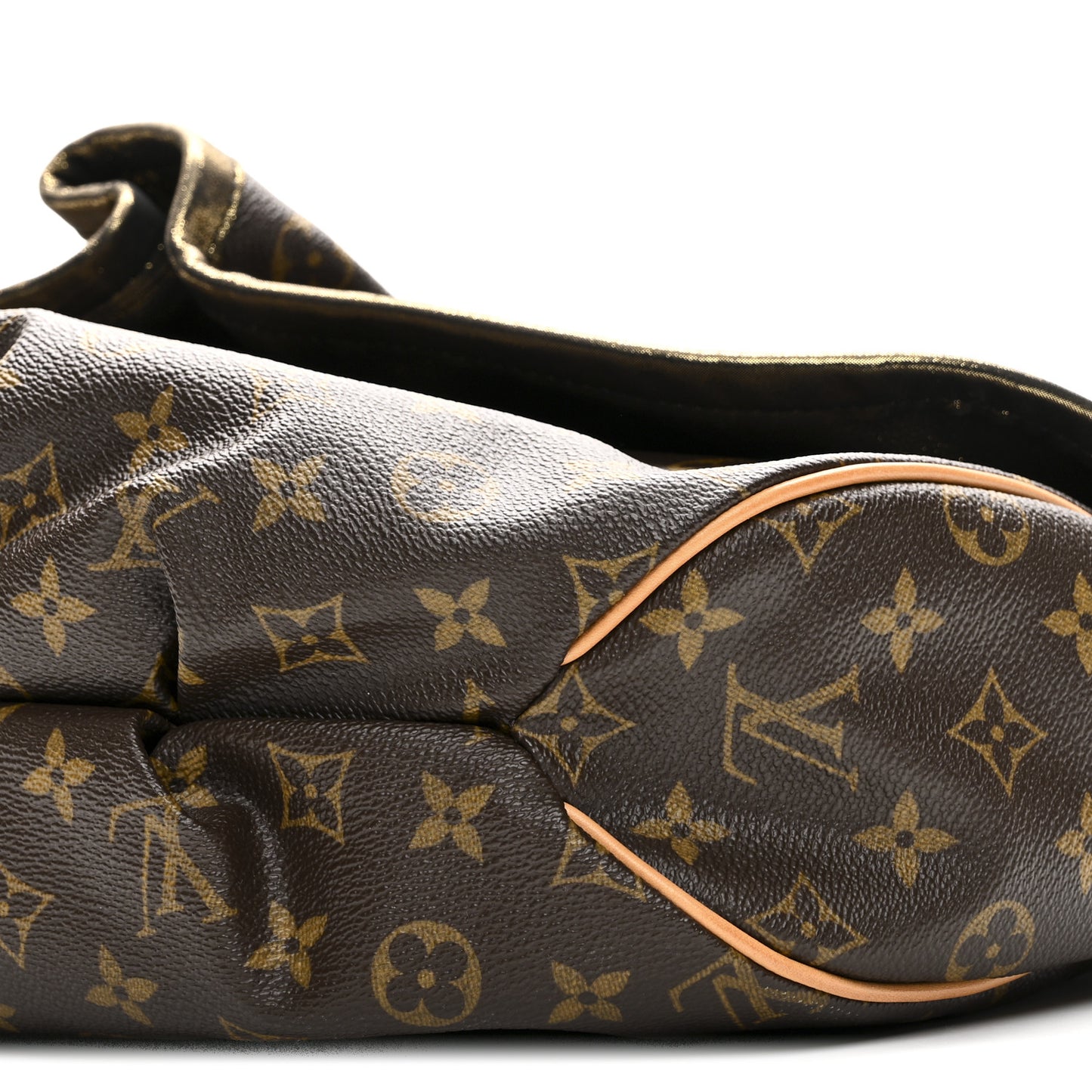 Monogram Kalahari GM