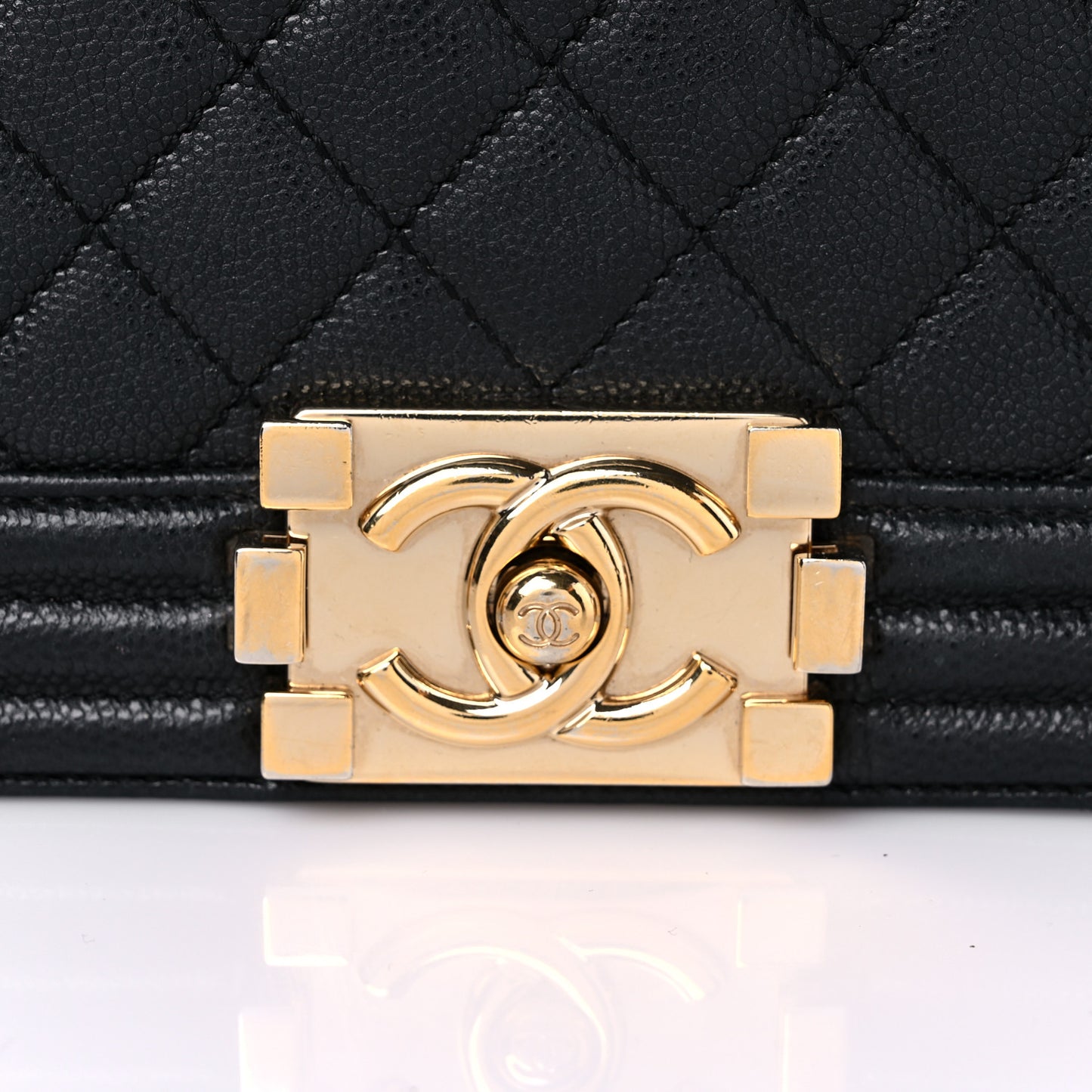 Caviar Quilted New Medium Boy Flap Black