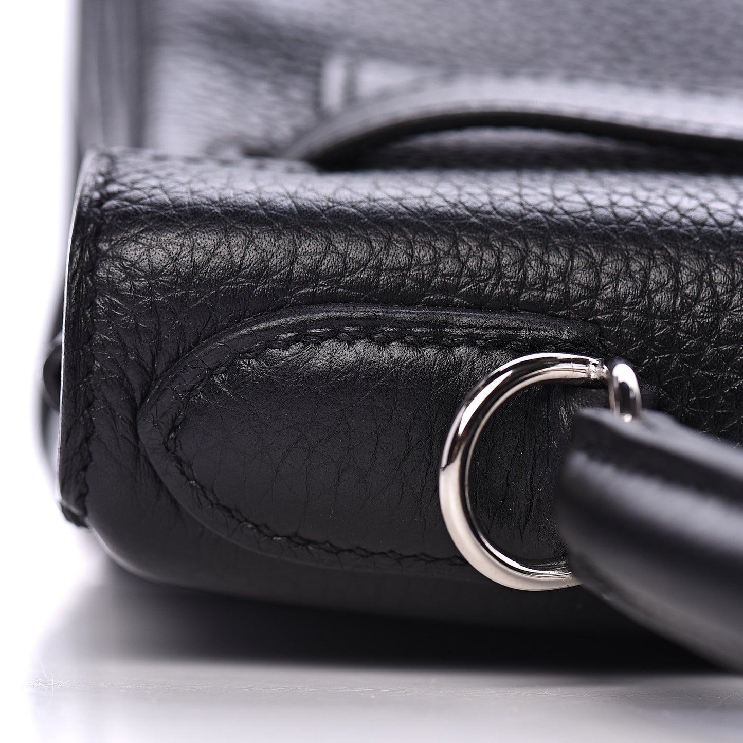 Taurillon Clemence Kelly Retourne 28 Black