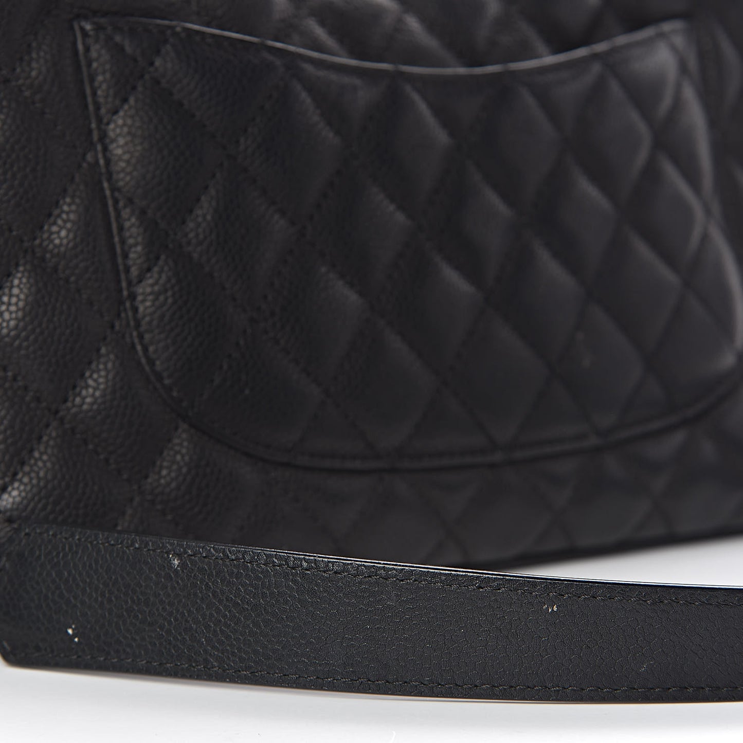 Caviar Quilted Medium Rock In Rome Single Flap Black