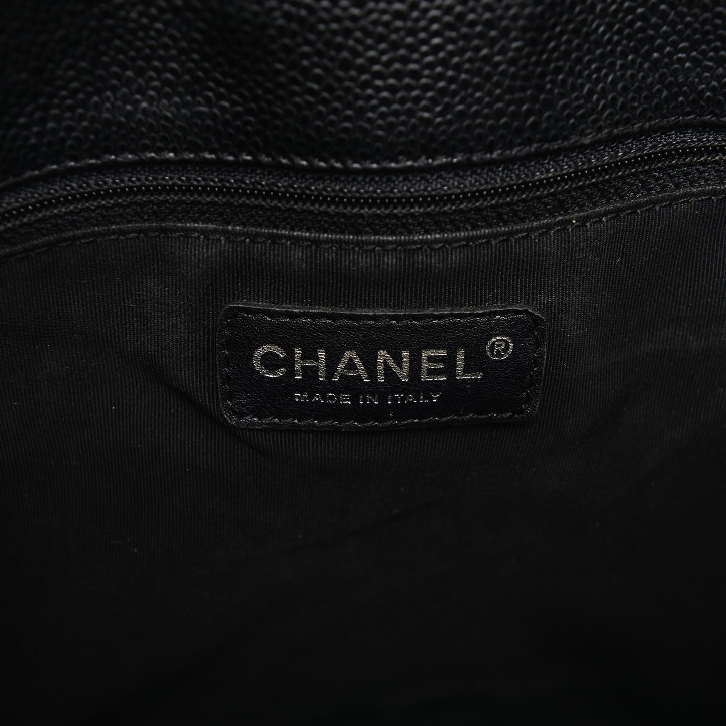 Caviar Quilted Petit Shopping Tote PST Black