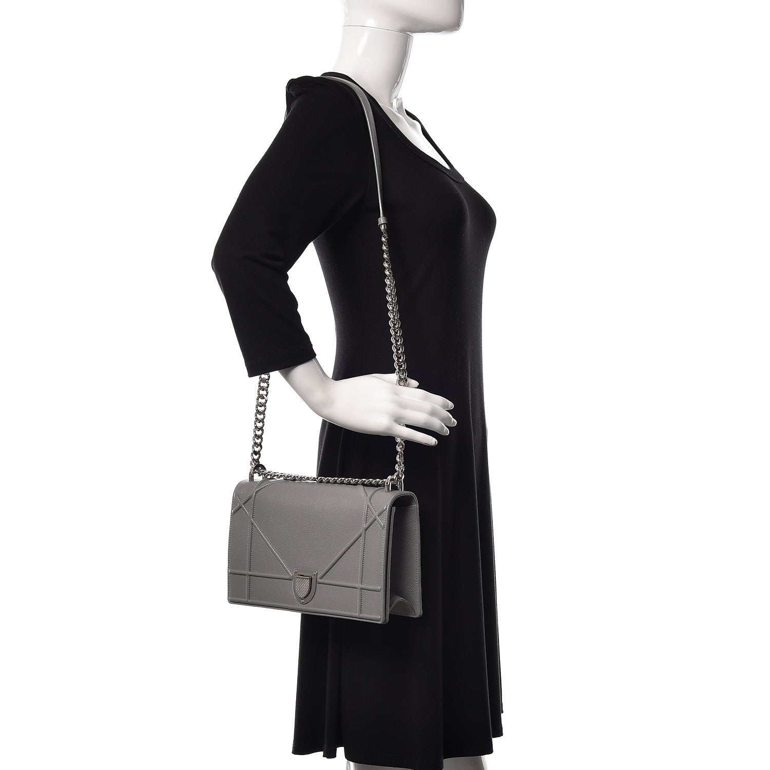 Christian Dior Grained Calfskin Medium Diorama Flap Bag Gris 2 of 11