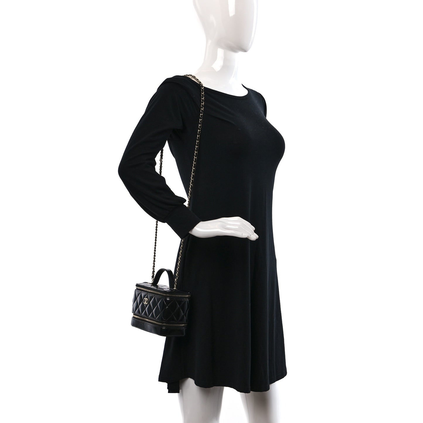 Shiny Lambskin Quilted Small Vanity Case With Chain Black