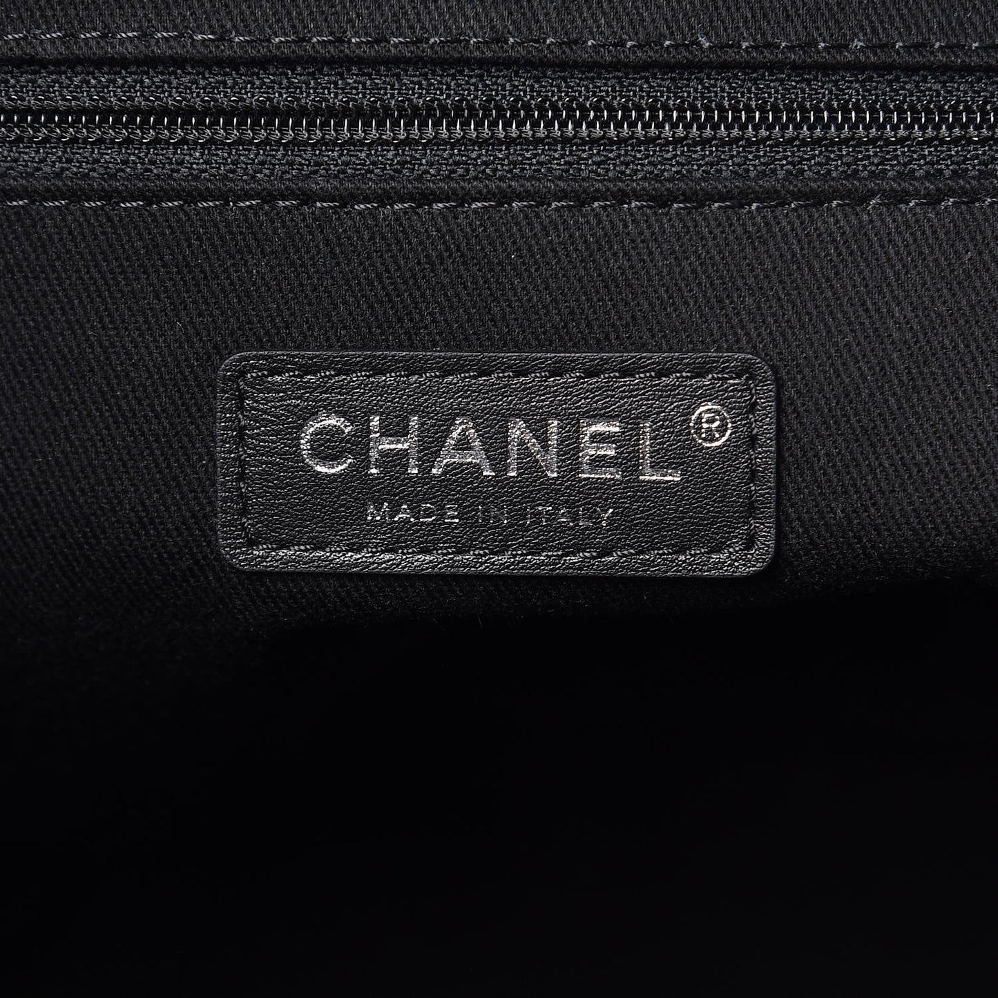 Lurex Boucle Medium Deauville Tote Black