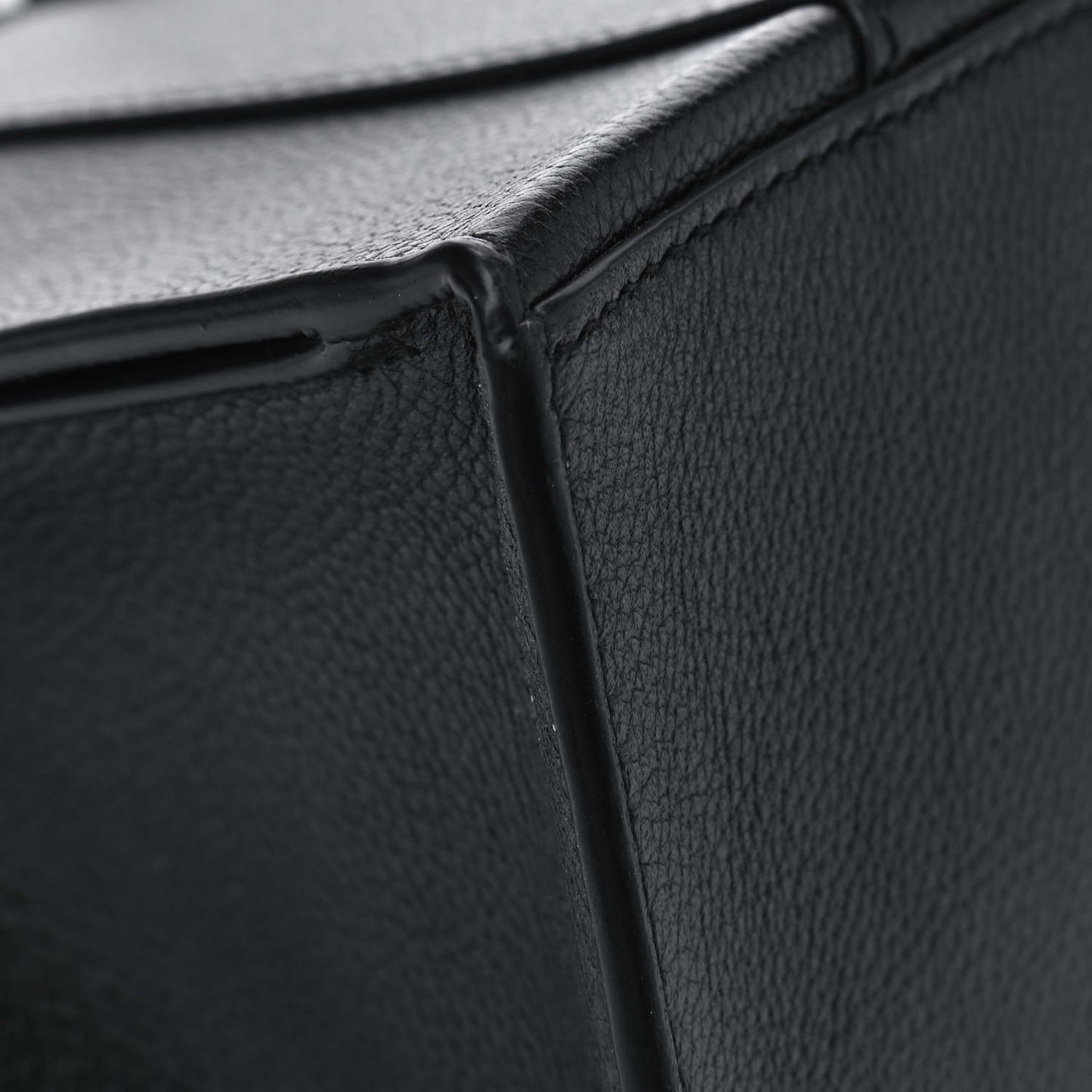 Grained Calfskin XS Hourglass East West Tote Black